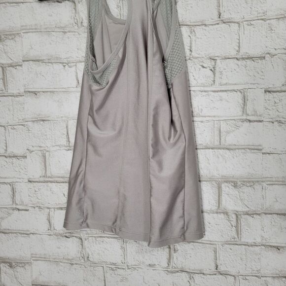 H&M Sport razor back tank - Picture 13 of 14